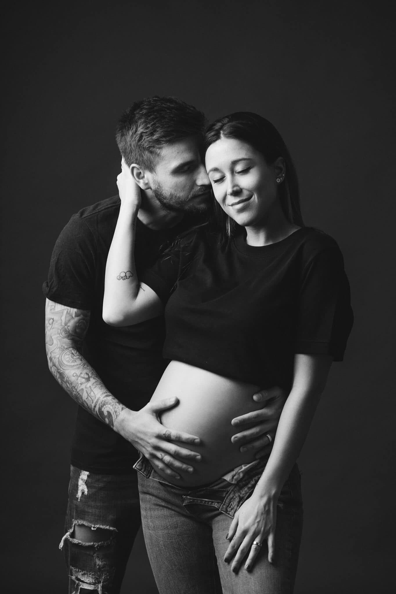 Sesión de fotos embarazada de premamá en estudio - LiLibat - Estudio de