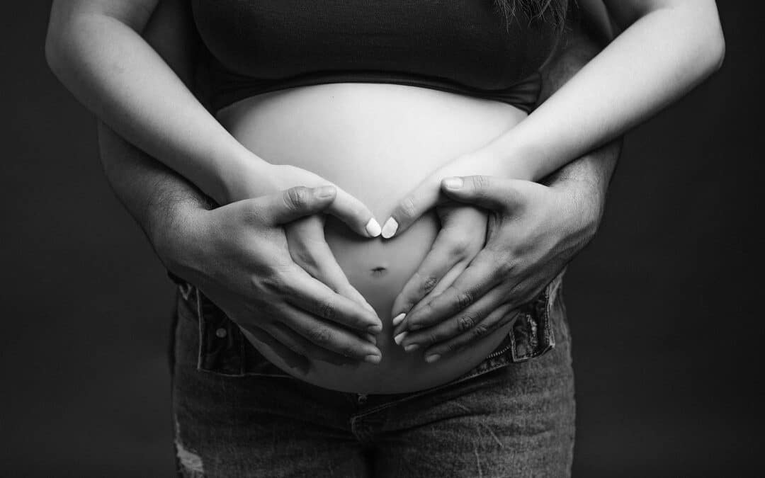 Cómo vestirse para una sesión de fotos de embarazada: consejos y recomendaciones